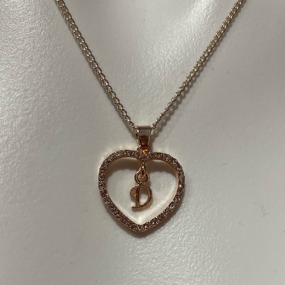 Fashion Gold Tone Letter D Love Necklace - Picture 3 of 4